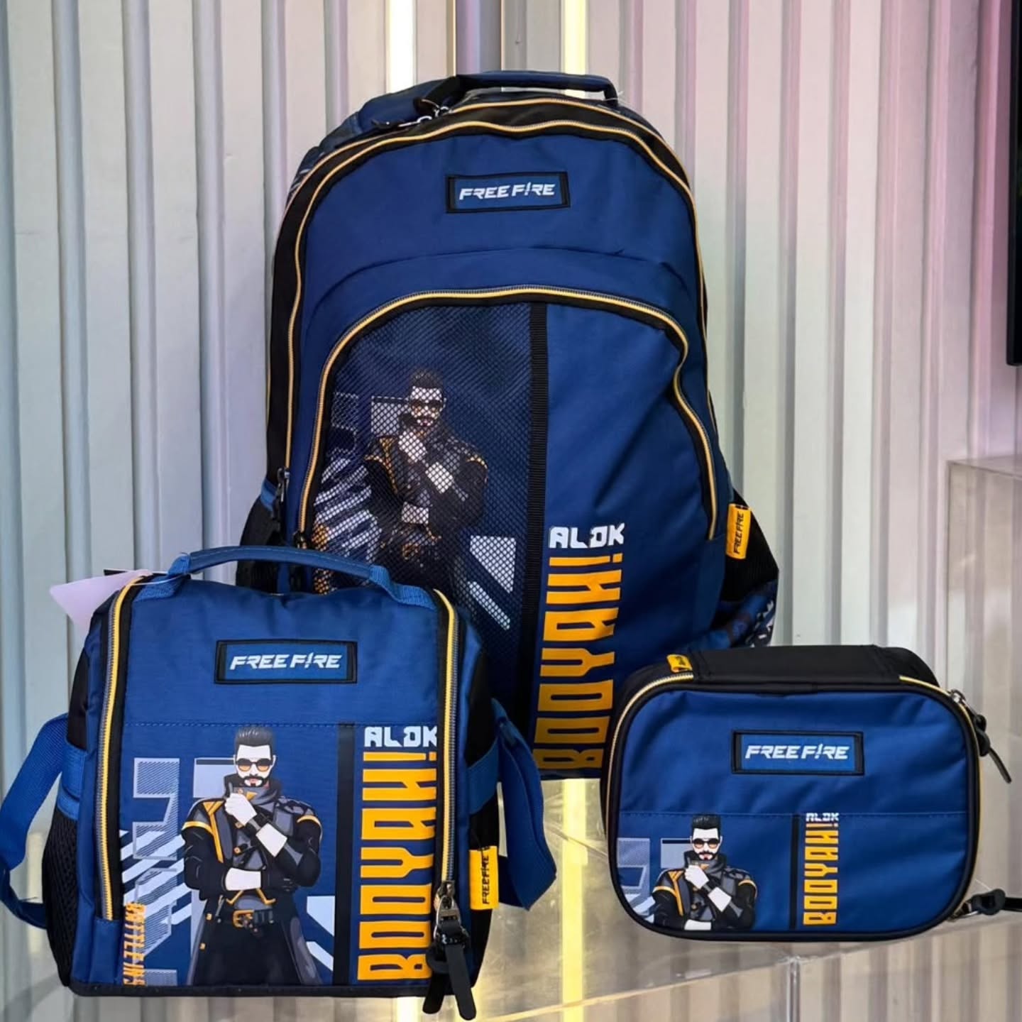 KIT ESCOLAR COMPLETO 🎒